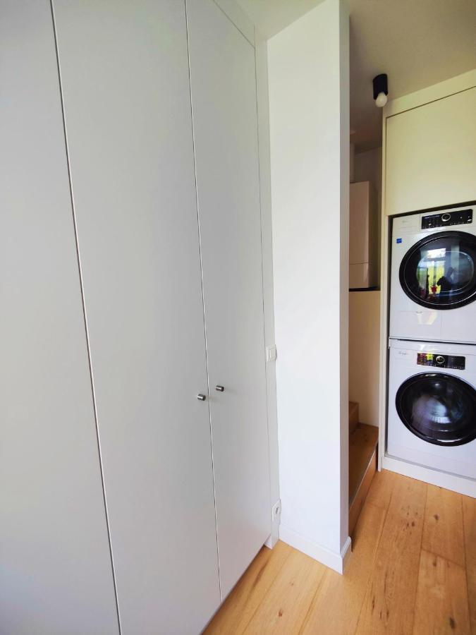 Traditional Chic, High Ceilings' Apt Aircos And Garage Antwerpen Bagian luar foto