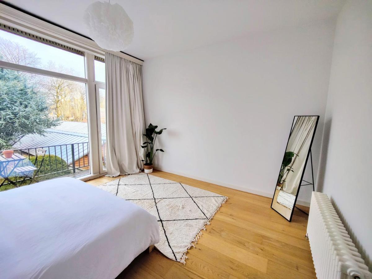 Traditional Chic, High Ceilings' Apt Aircos And Garage Antwerpen Bagian luar foto