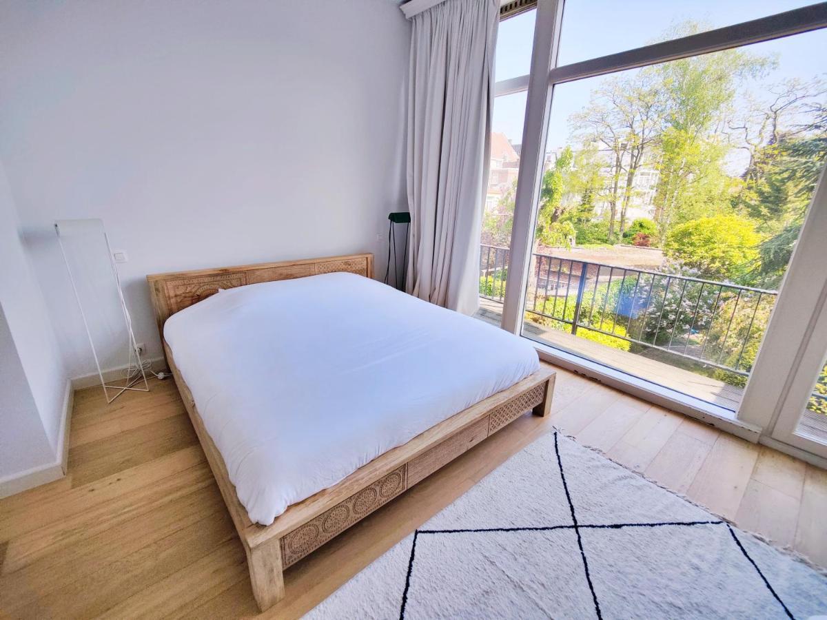 Traditional Chic, High Ceilings' Apt Aircos And Garage Antwerpen Bagian luar foto